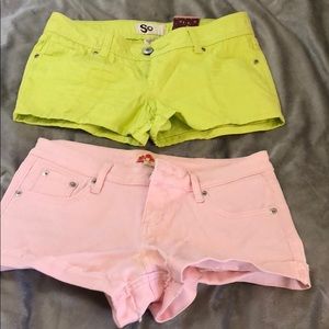 2 pairs shorts
